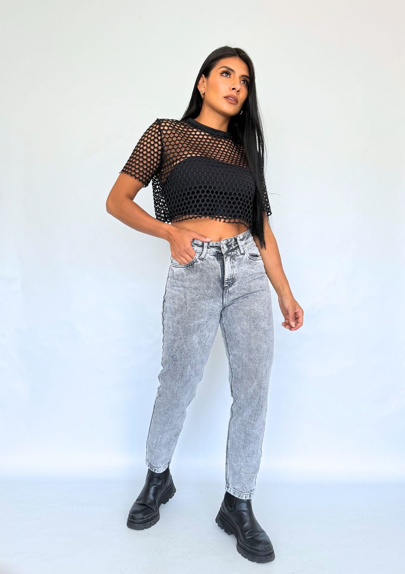 Jean MomFit Boyfriend tono Gris humo